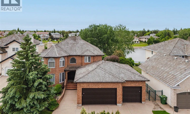 811 Braeside View