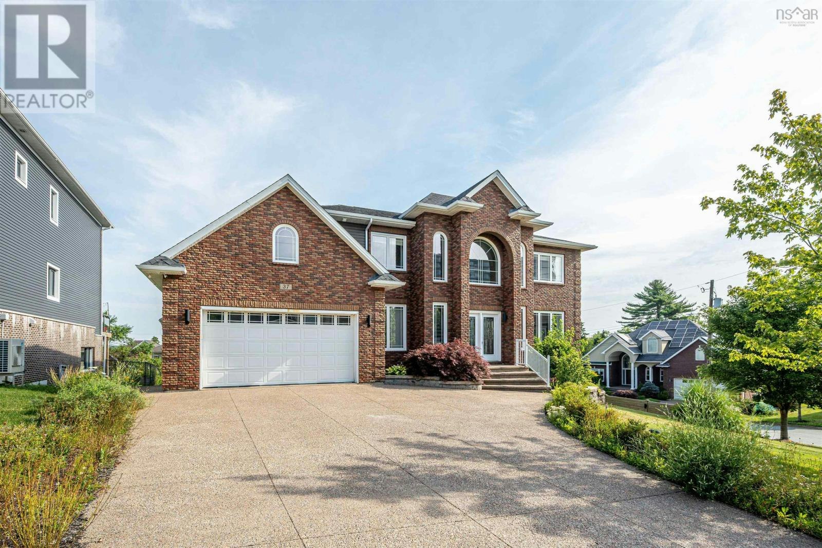 37 Worthington Place, Bedford, NS, B4A 0C5