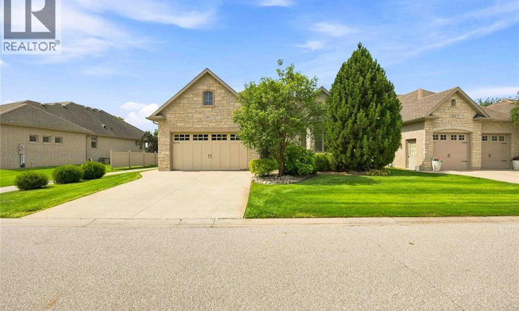 54-1017 Mike Weir Drive
