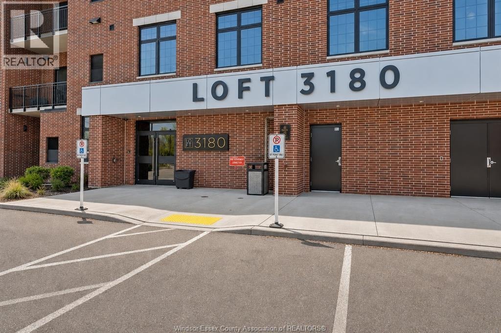 306-3180 Meadowbrook Lane, Windsor, ON, N8T 0B4 - 2