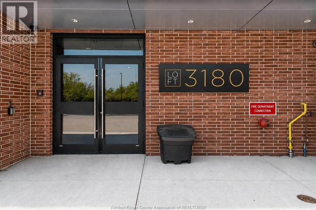 306-3180 Meadowbrook Lane, Windsor, ON, N8T 0B4 - 3