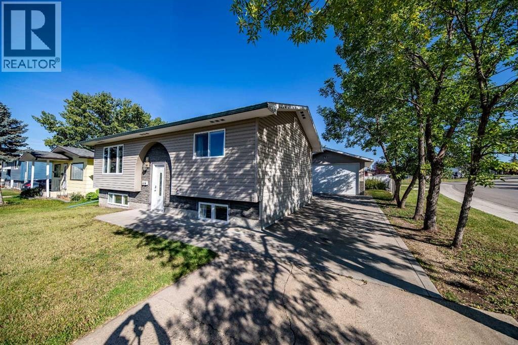 9710 117 Avenue, Grande Prairie, AB, T8V 3P4