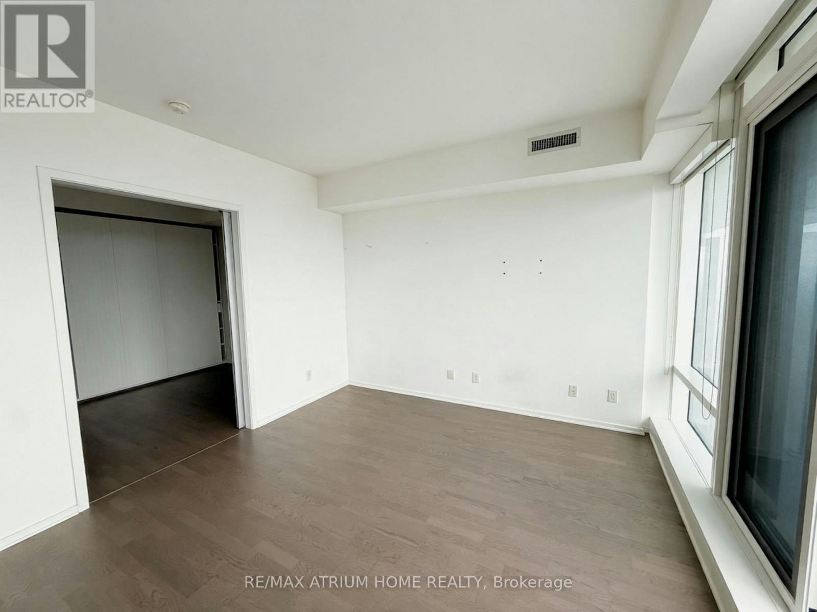 5403-1 Bloor Street E, Toronto, ON, M4W 0A8 - 7