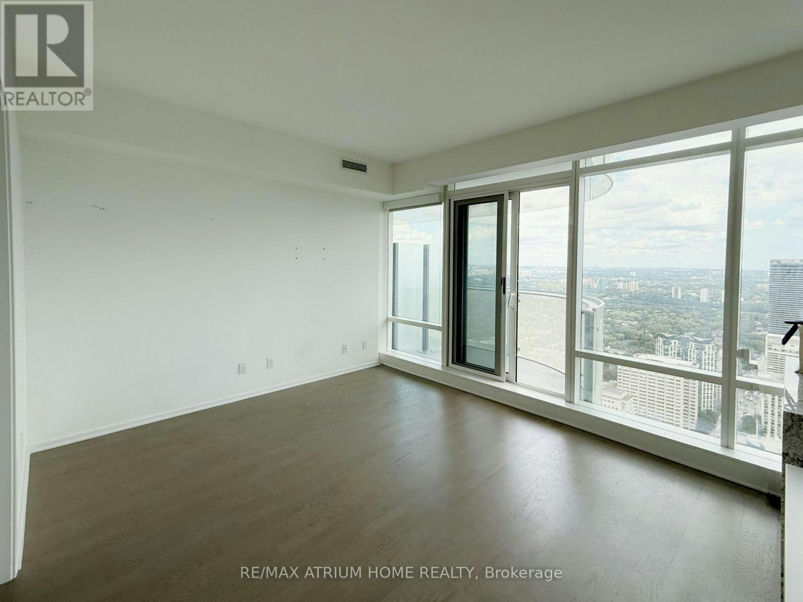 5403-1 Bloor Street E, Toronto, ON, M4W 0A8 - 8