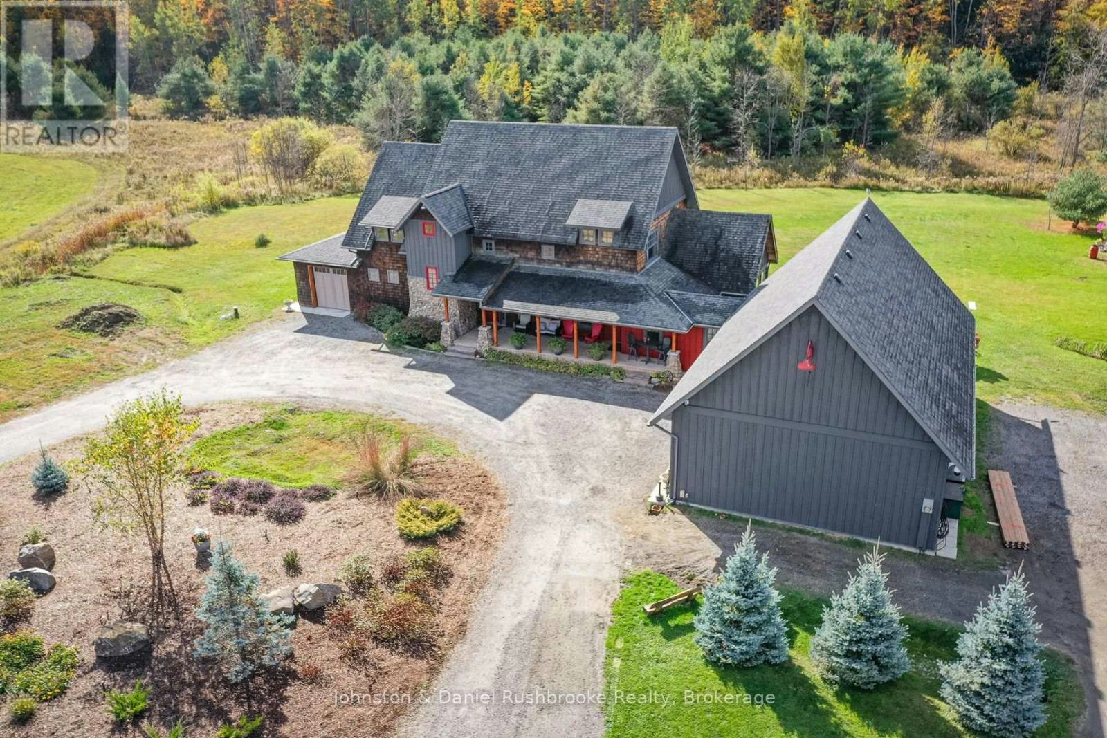 1422 Muskoka 118 Rd Road W, Bracebridge, ON, P1L 1W8