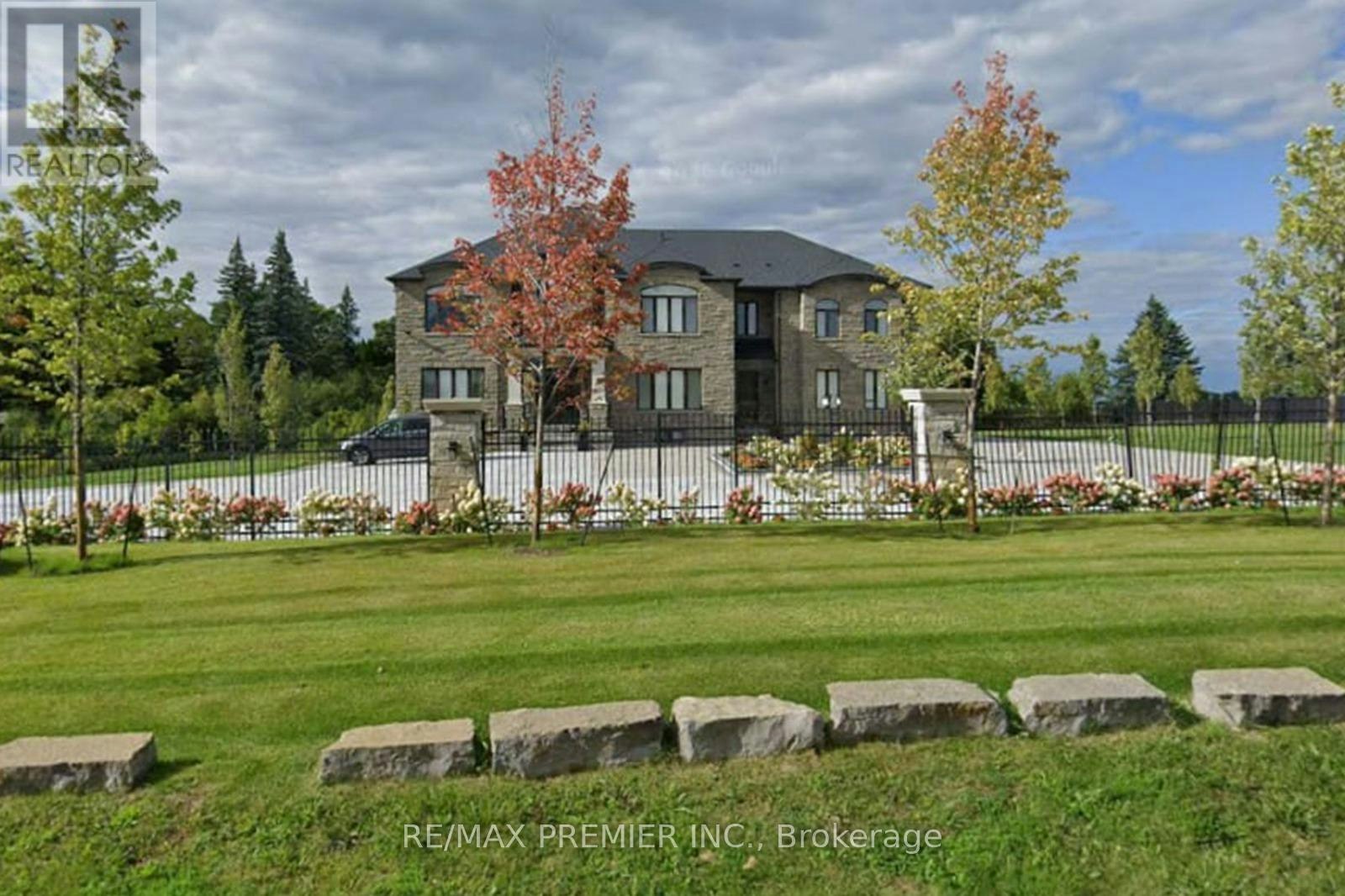 2180 King Vaughan Road, Vaughan, ON, L6A 2A7