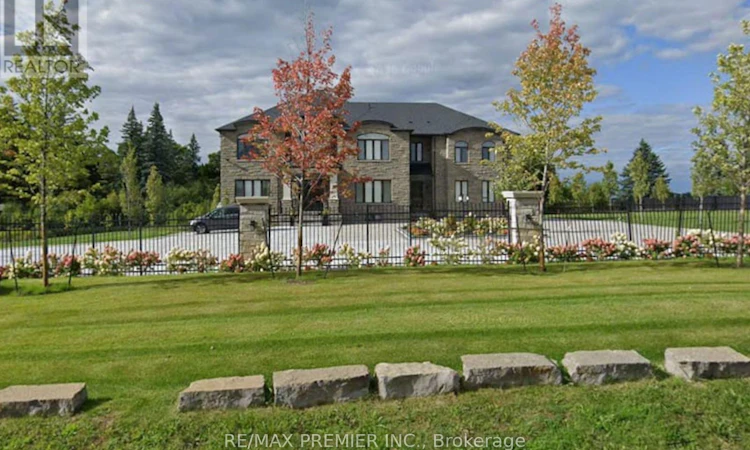 2180 King Vaughan Road