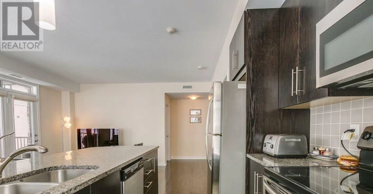 203-190 Guelph Private, Ottawa, ON, K2T 0C3 - 10