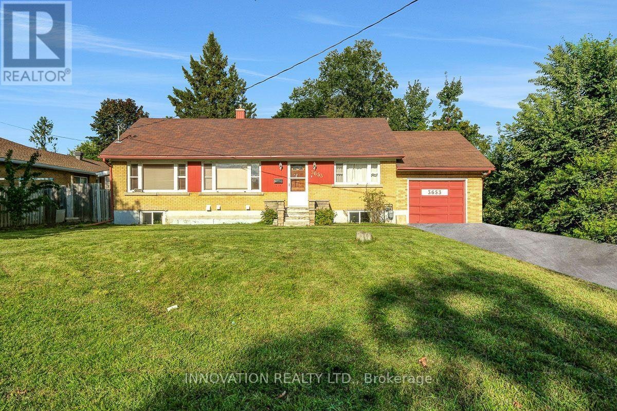 3653 Albion Road, Ottawa, ON, K1T 1A4