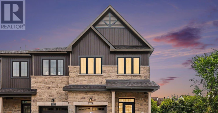 886 Eileen Vollick Crescent, Ottawa, ON, K2W 0M8