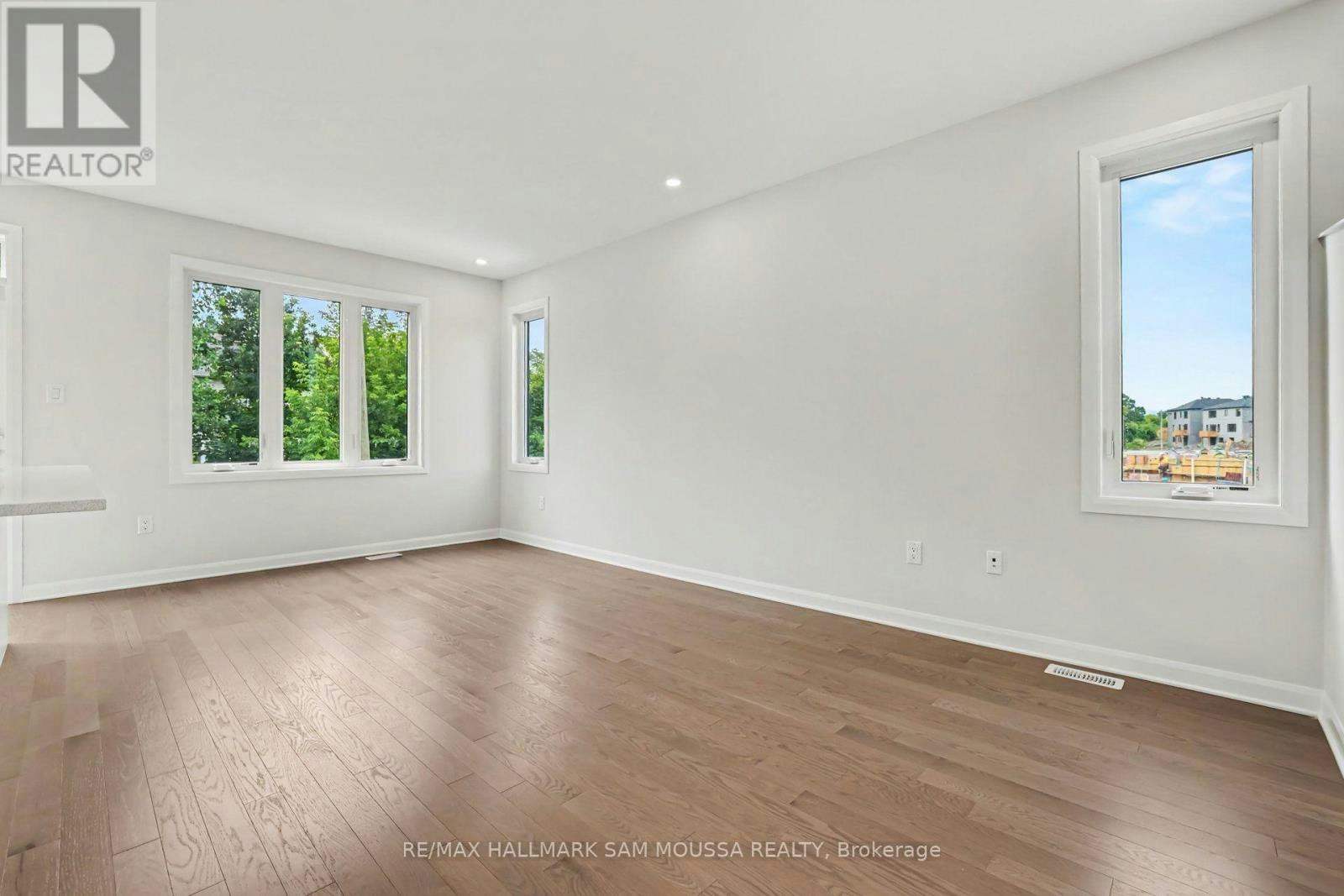 886 Eileen Vollick Crescent, Ottawa, ON, K2W 0M8 - 14