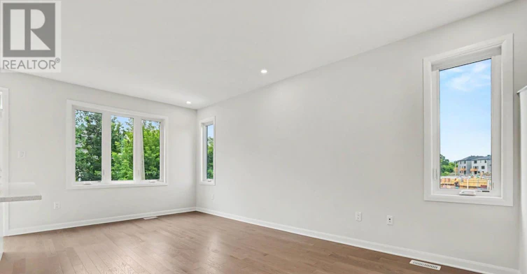 886 Eileen Vollick Crescent, Ottawa, ON, K2W 0M8 - 14