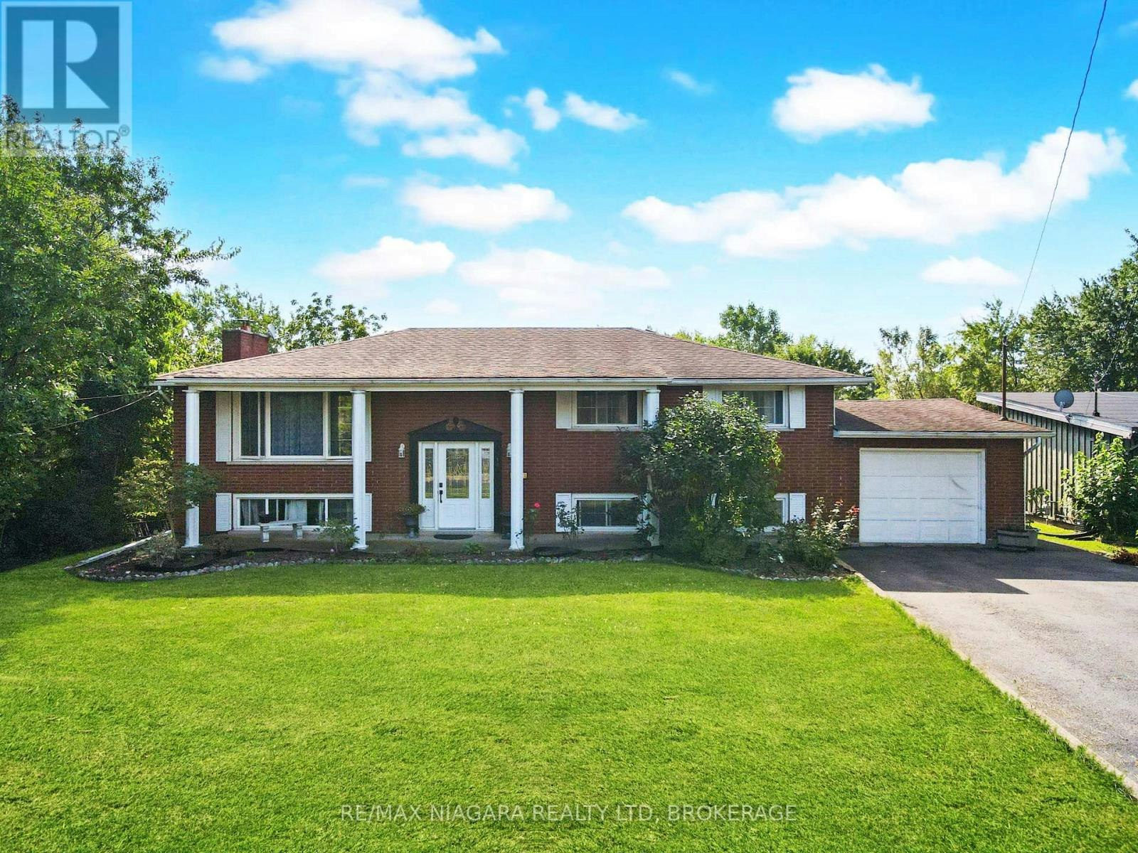 318 Albany Street, Fort Erie, ON, L2A 1L9