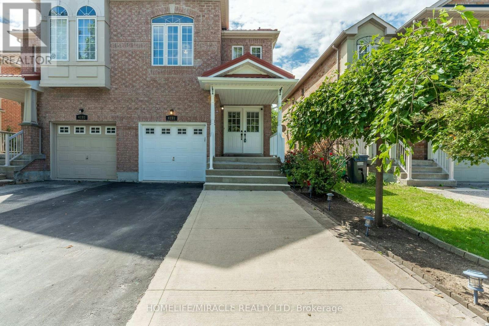 4191 Goldenrod Crescent, Mississauga, ON, L5V 3C2