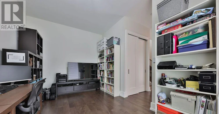 16-10 Maple Grove Drive, Oakville, ON, L6J 0E1 - 3