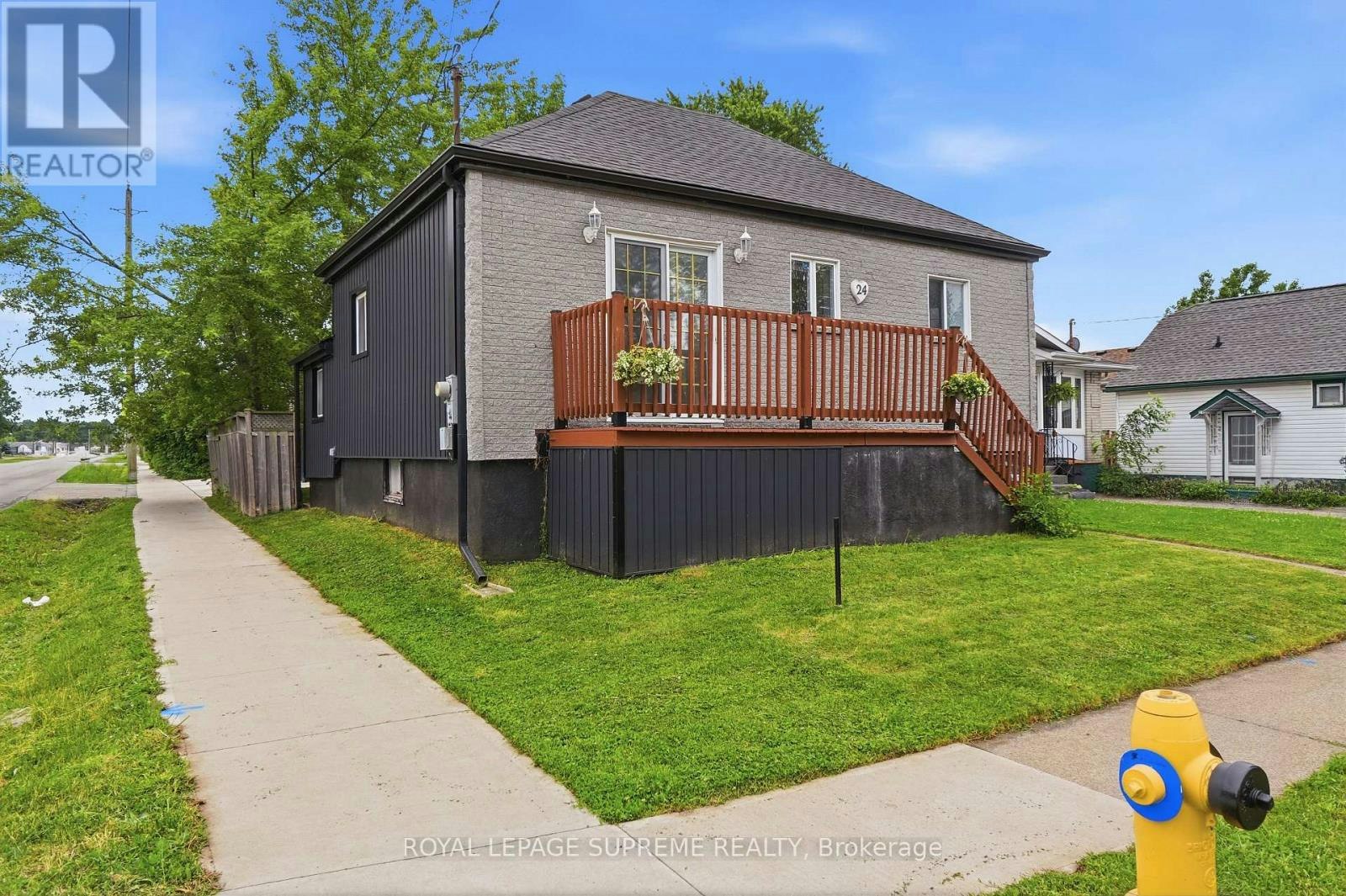 24 Alexandra Boulevard, St. Catharines, ON, L2P 1J7