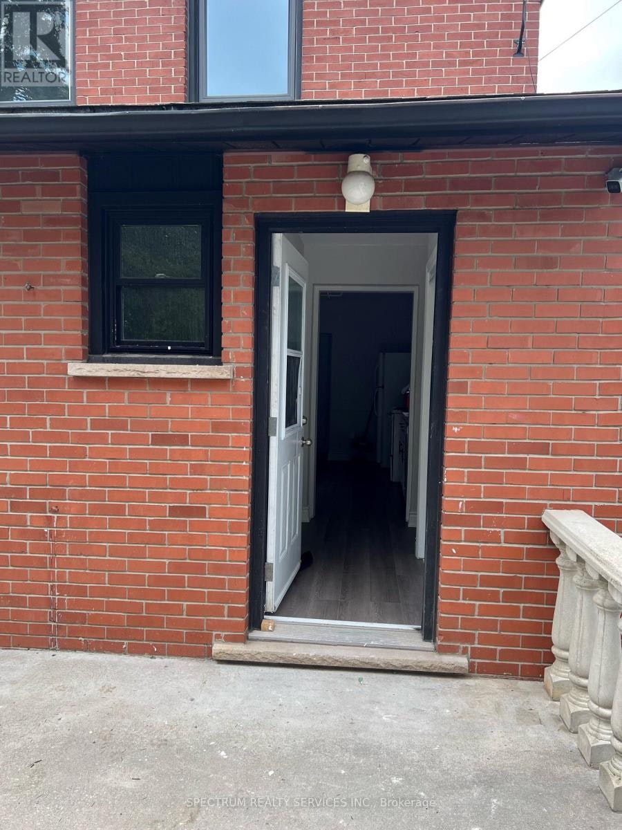 161 Rothsay Avenue, Hamilton, ON, L8M 3G5 - 11