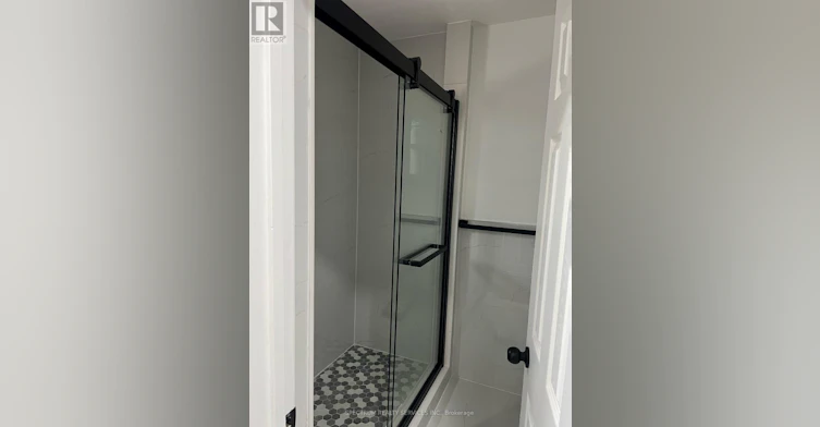 161 Rothsay Avenue, Hamilton, ON, L8M 3G5 - 13