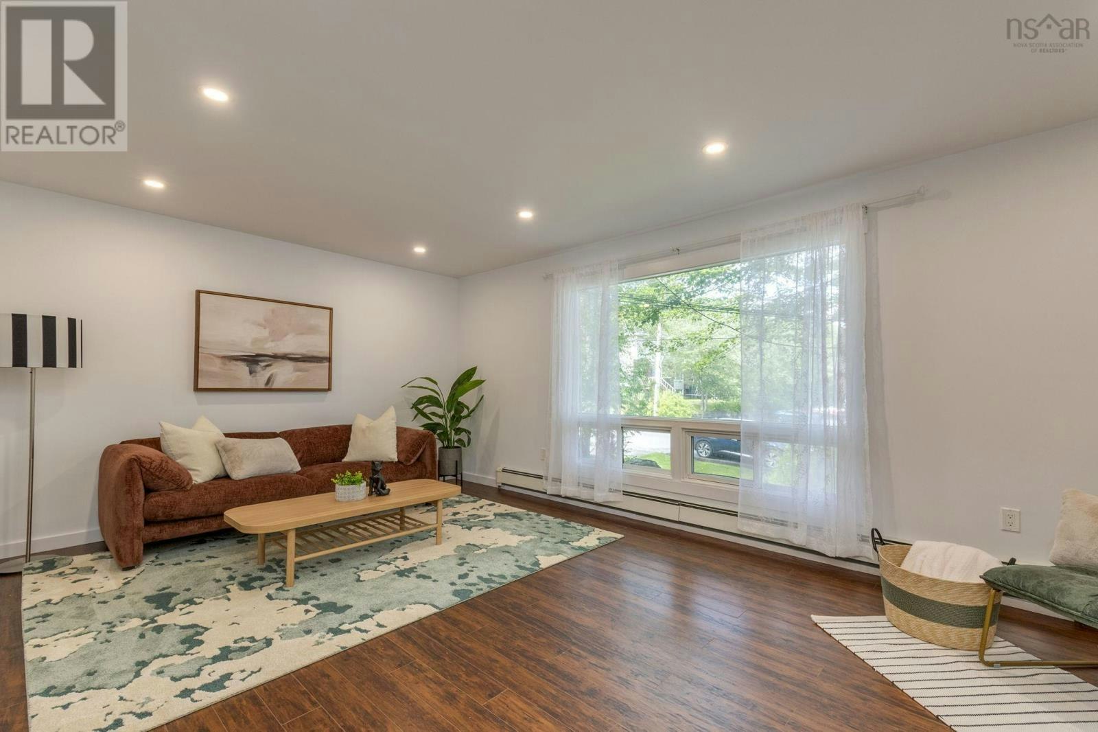 24 Fourth Street, Bedford, NS, B4A 1P1