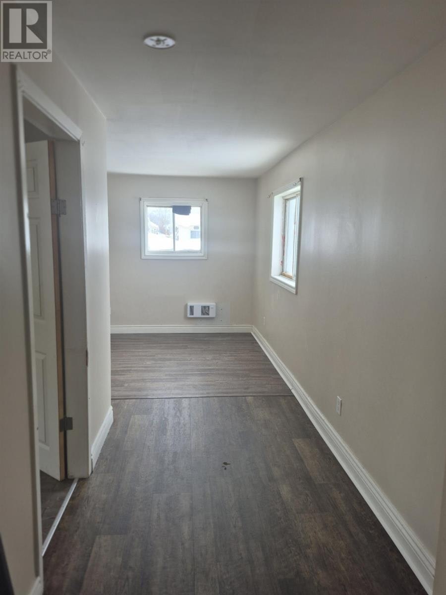 227 Turner Avenue, Sault Ste. Marie, ON, P6C 4S8 - 4