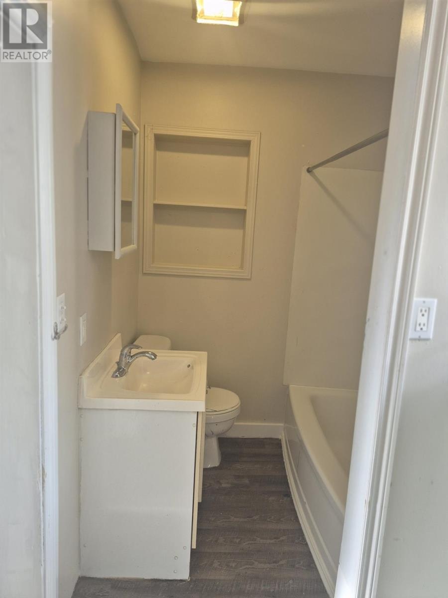 227 Turner Avenue, Sault Ste. Marie, ON, P6C 4S8 - 8