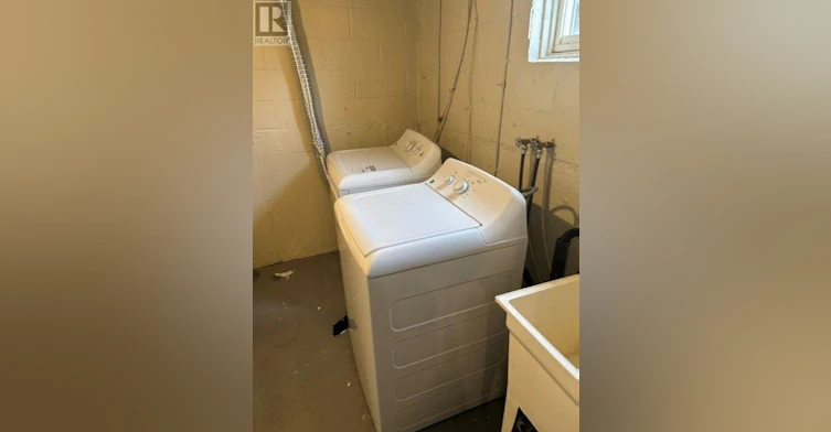 132 Mcfadden Avenue, Sault Ste. Marie, ON, P6C 4T2 - 8