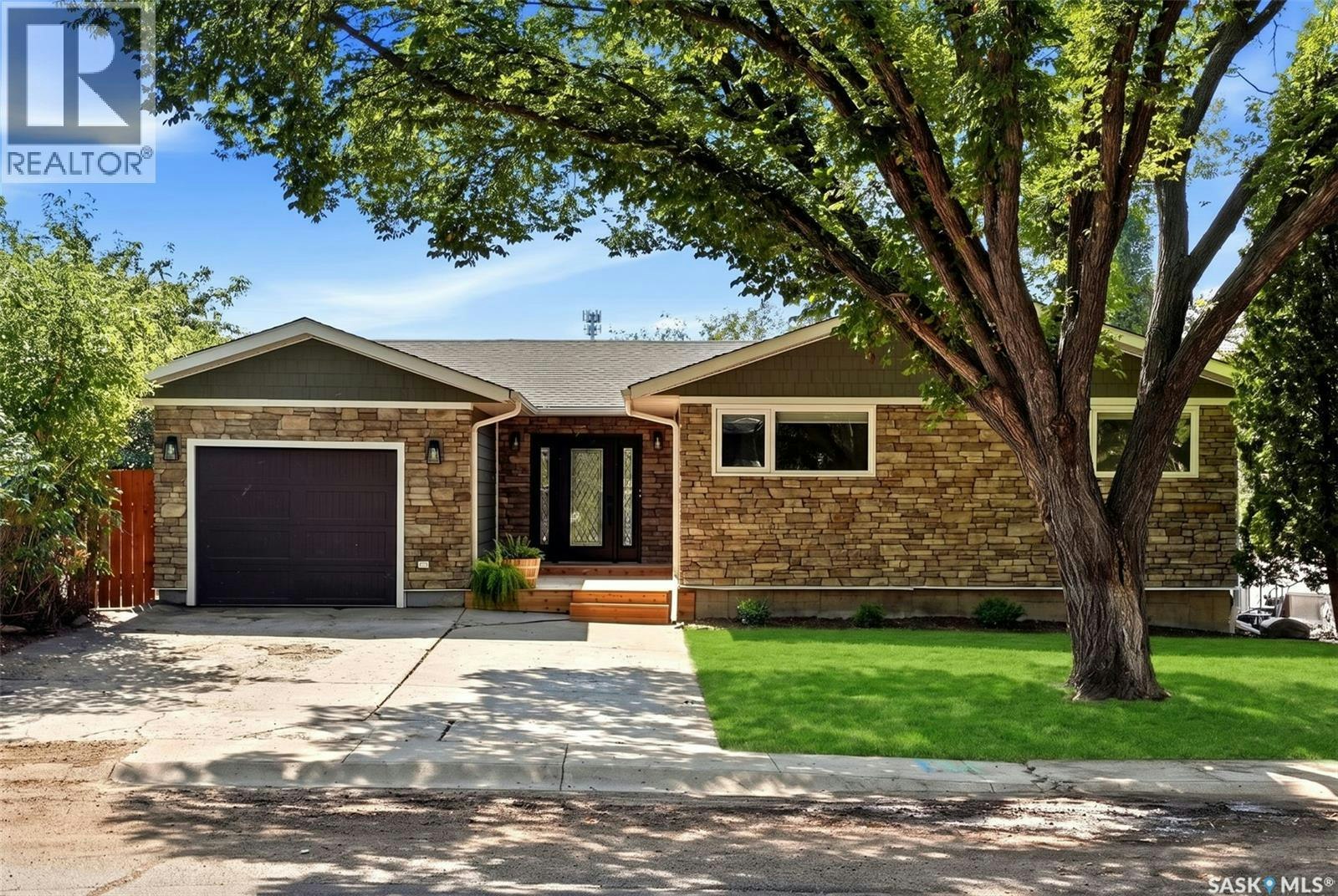 19 Empress Drive, Regina, SK, S4T 6M7