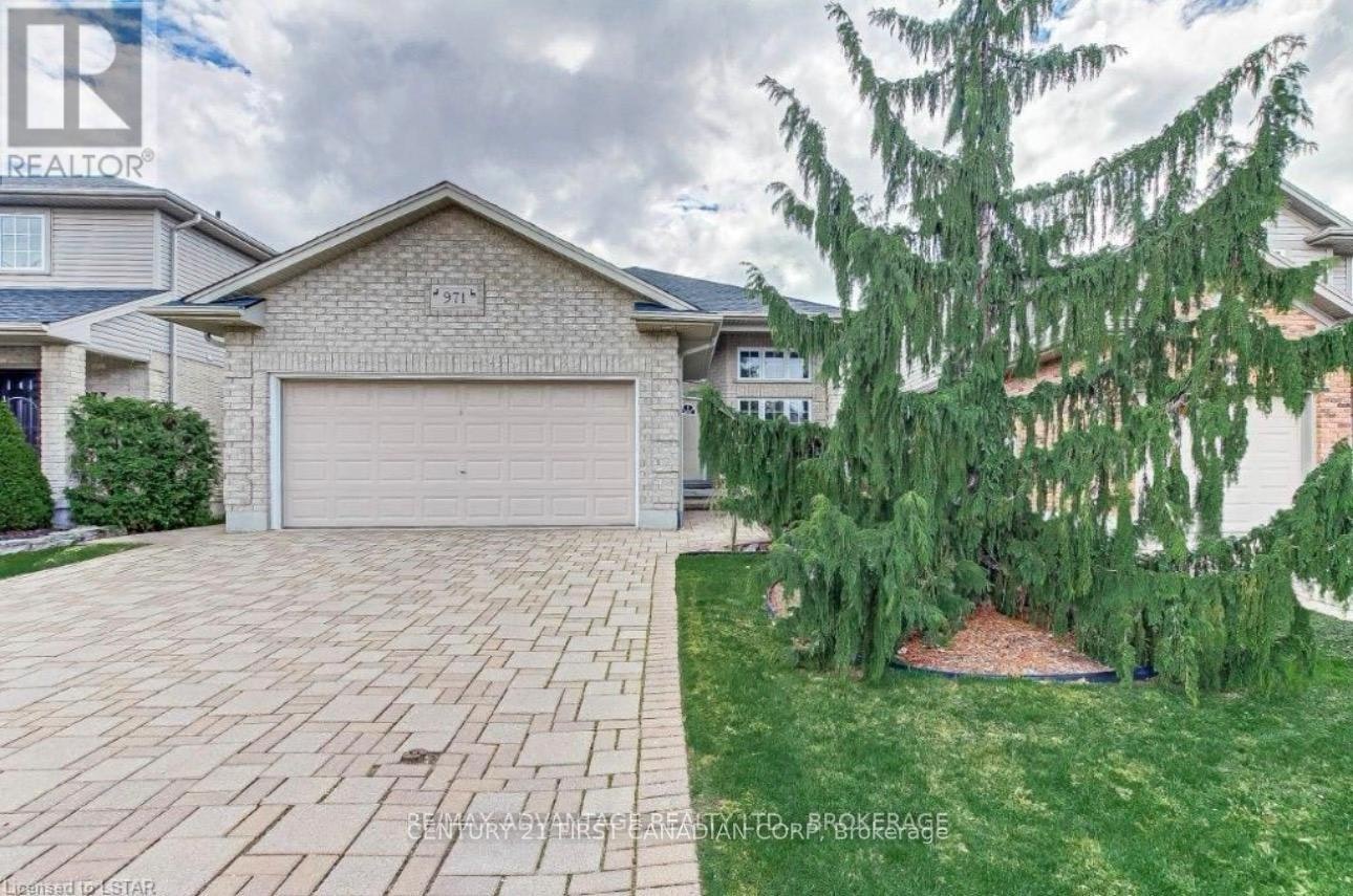 971 Fogerty Street NE, London, ON, N5X 4M2