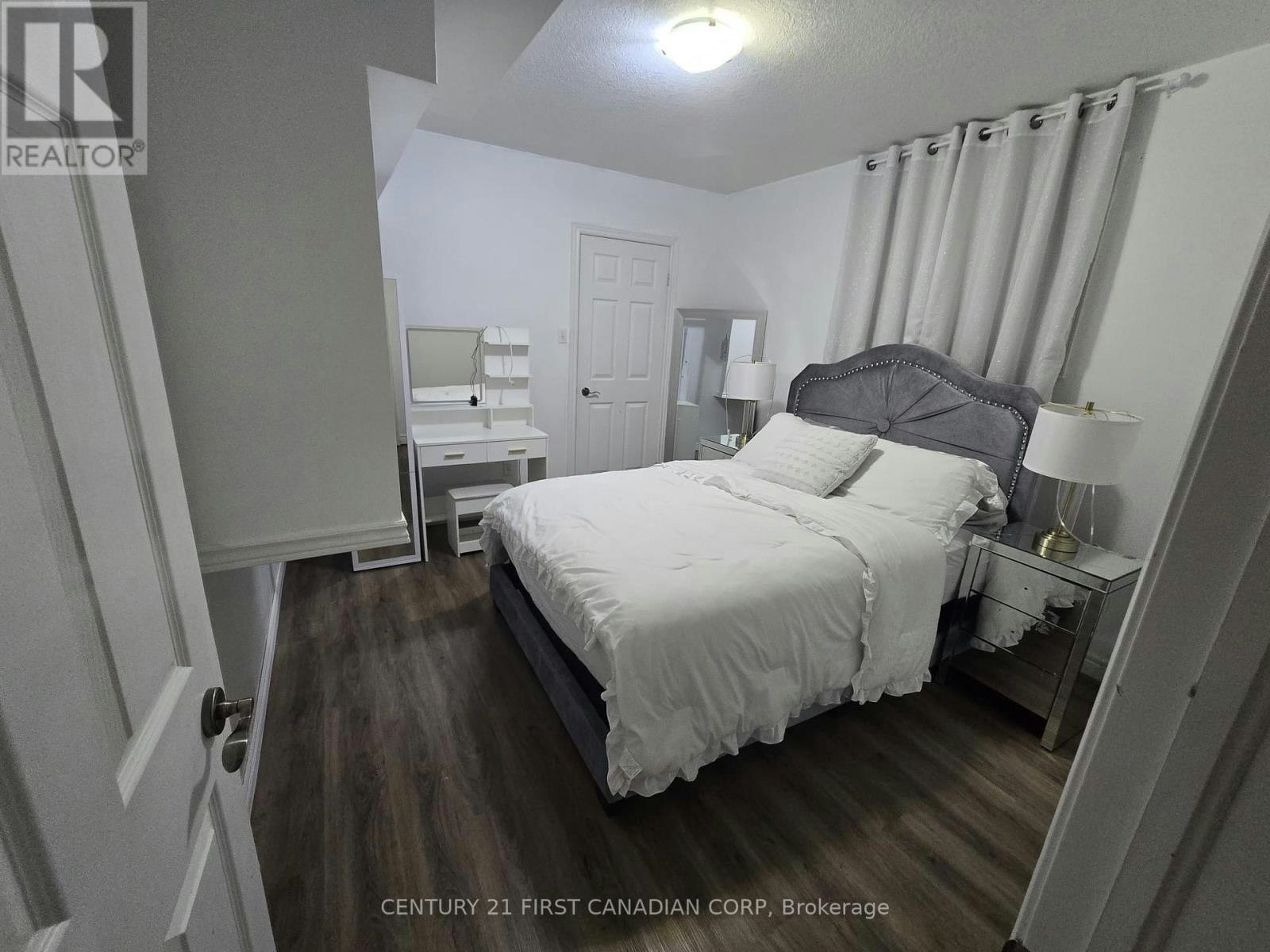 971 Fogerty Street NE, London, ON, N5X 4M2 - 9