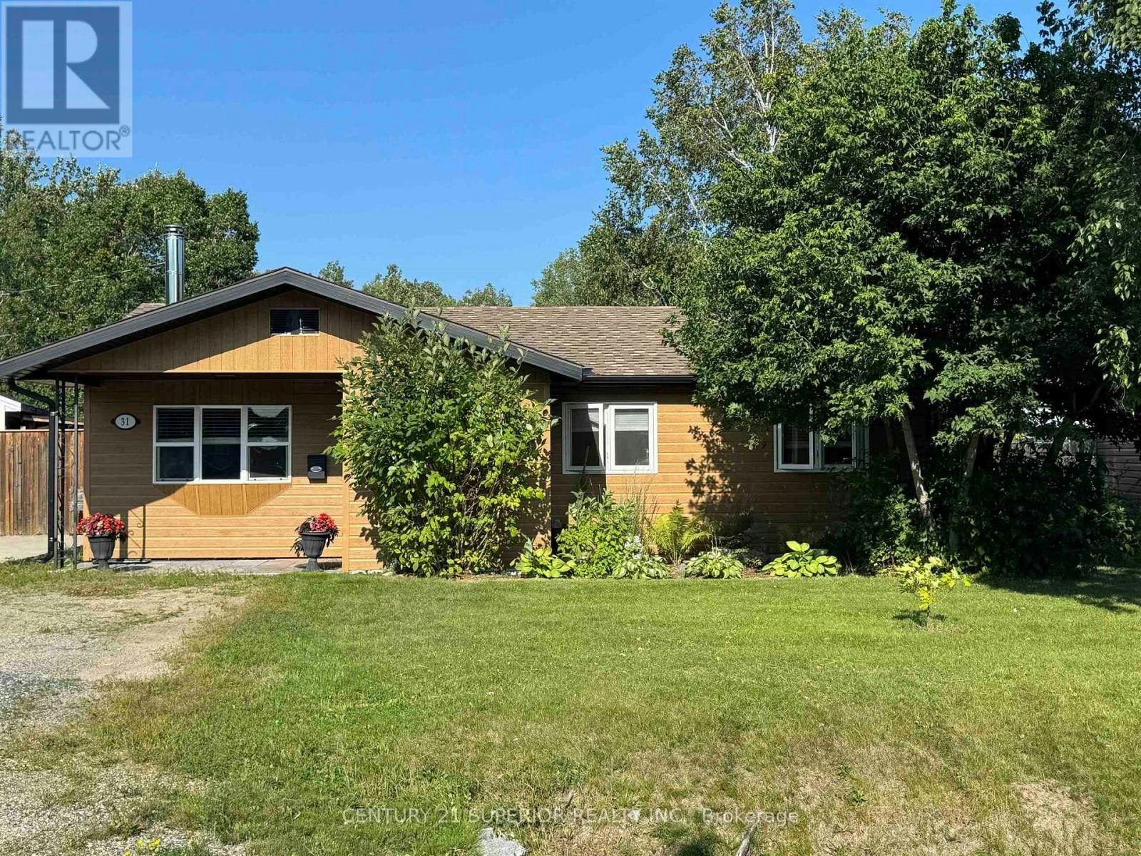 31 Heron Drive, Manitouwadge, ON, P0T 2C0