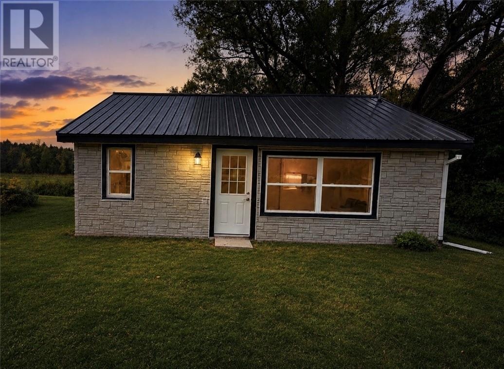 308 540 Highway, Manitoulin Island, ON, P0P 1K0