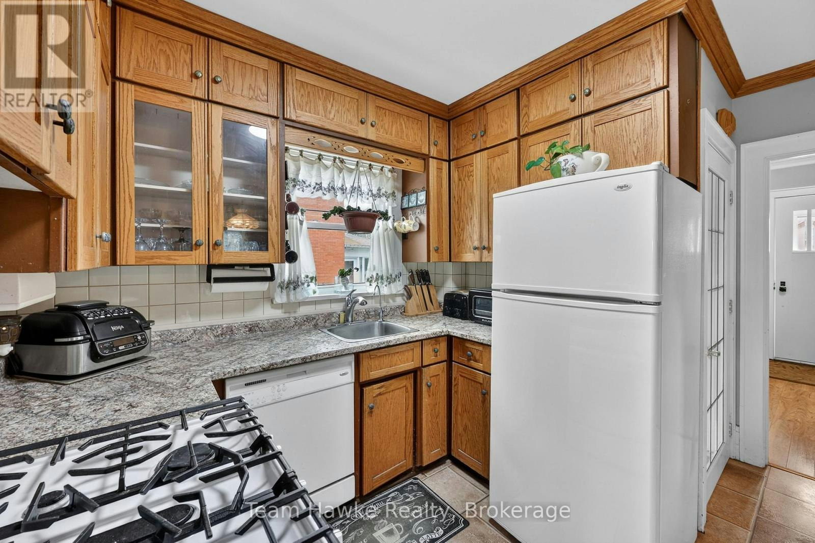 443 Elizabeth Street, Midland, ON, L4R 1Z7 - 7