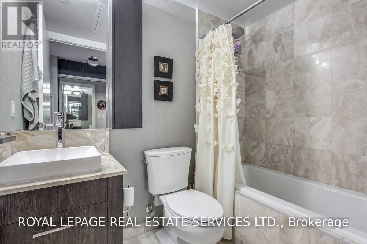 202-3018 Yonge Street, Toronto, ON, M4N 2K4 - 8