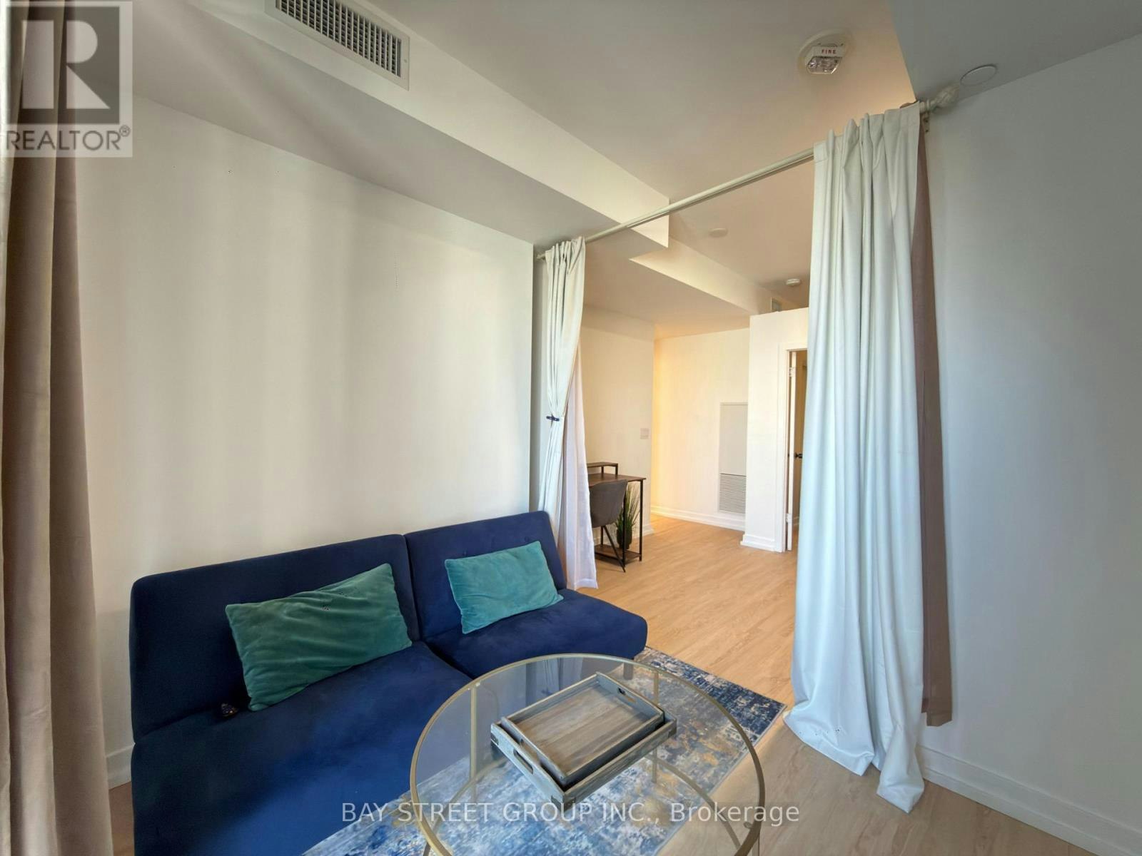 1119-20 Edward Street, Toronto, ON, M5G 1C9 - 9