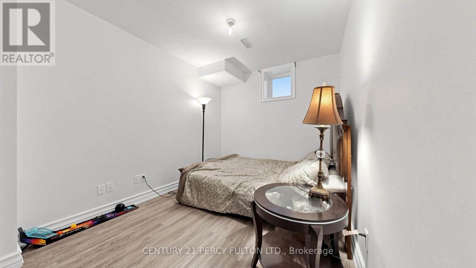 372B Hounslow Avenue, Toronto, ON, M2R 1H6 - 11