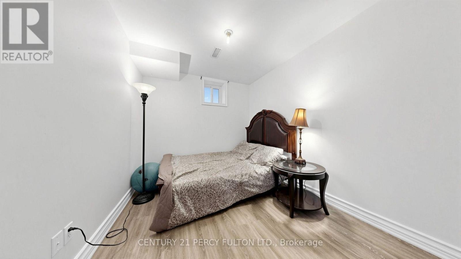372B Hounslow Avenue, Toronto, ON, M2R 1H6 - 12