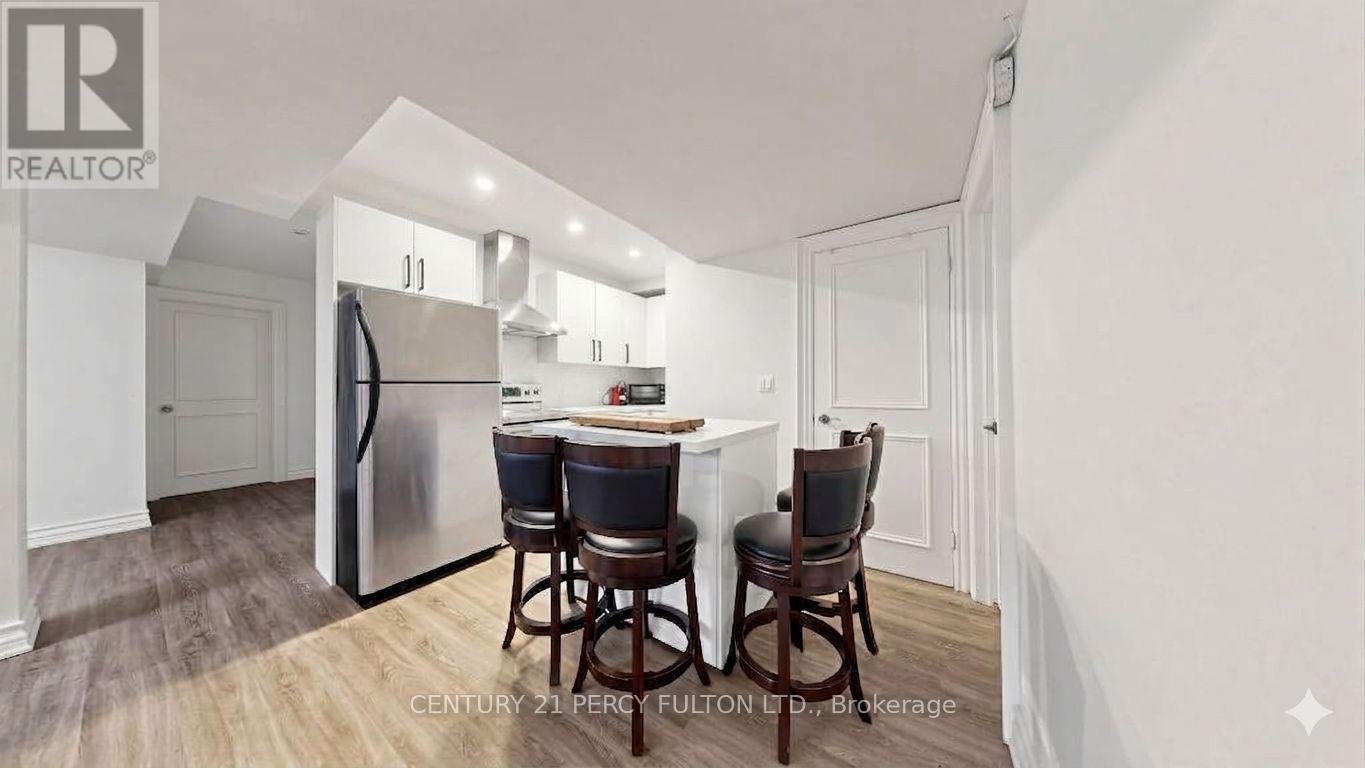 372B Hounslow Avenue, Toronto, ON, M2R 1H6 - 5