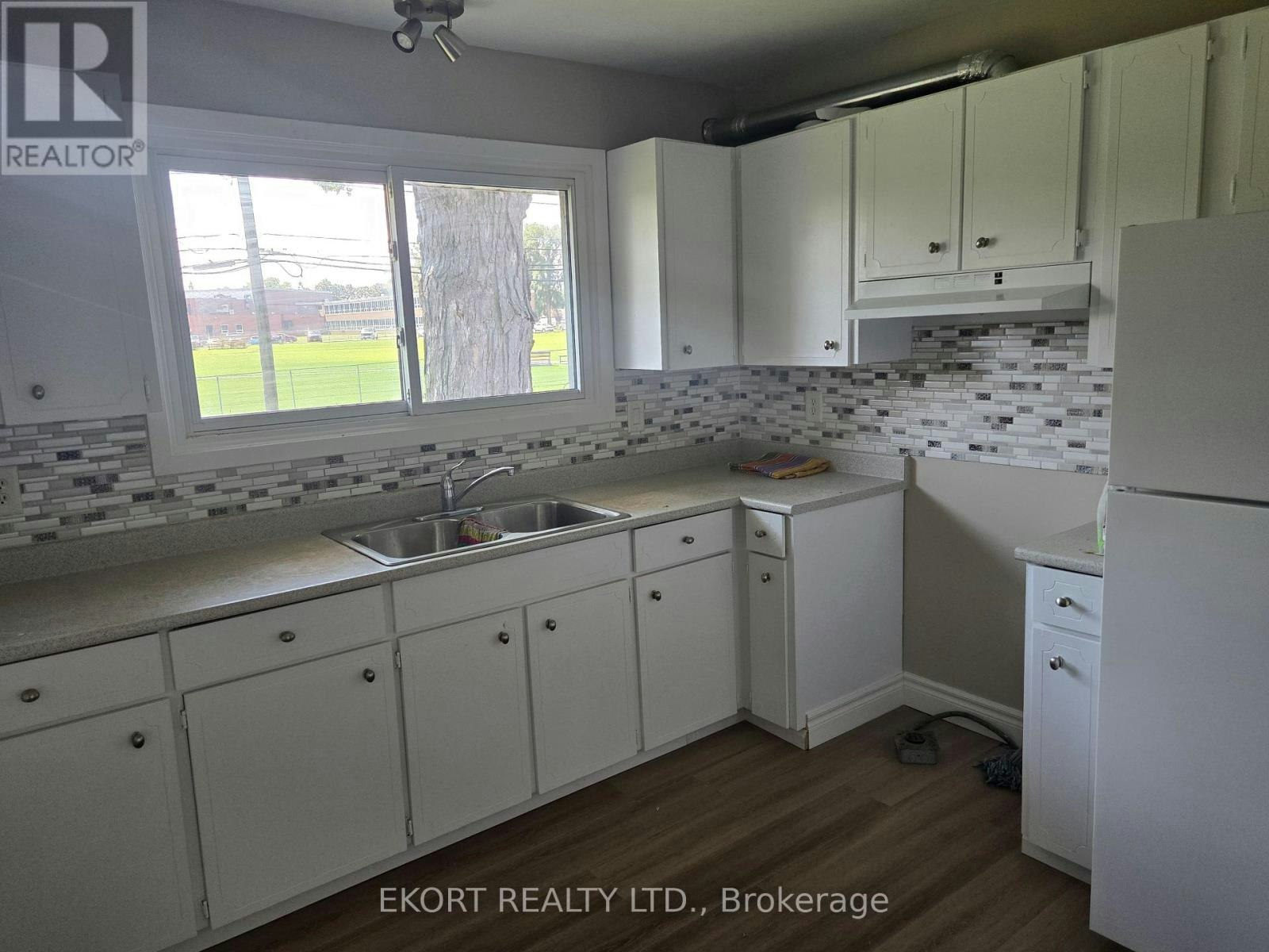 12 Edgehill Road, Belleville, ON, K8N 2L1 - 18