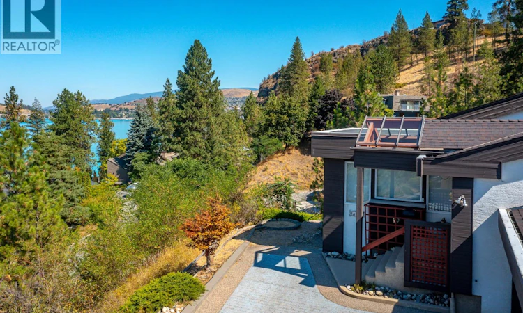 14175 Tamarack Drive
