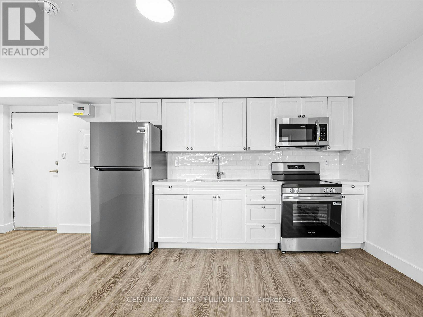 302-200 Garden Street, Whitby, ON, L1N 0L7 - 8
