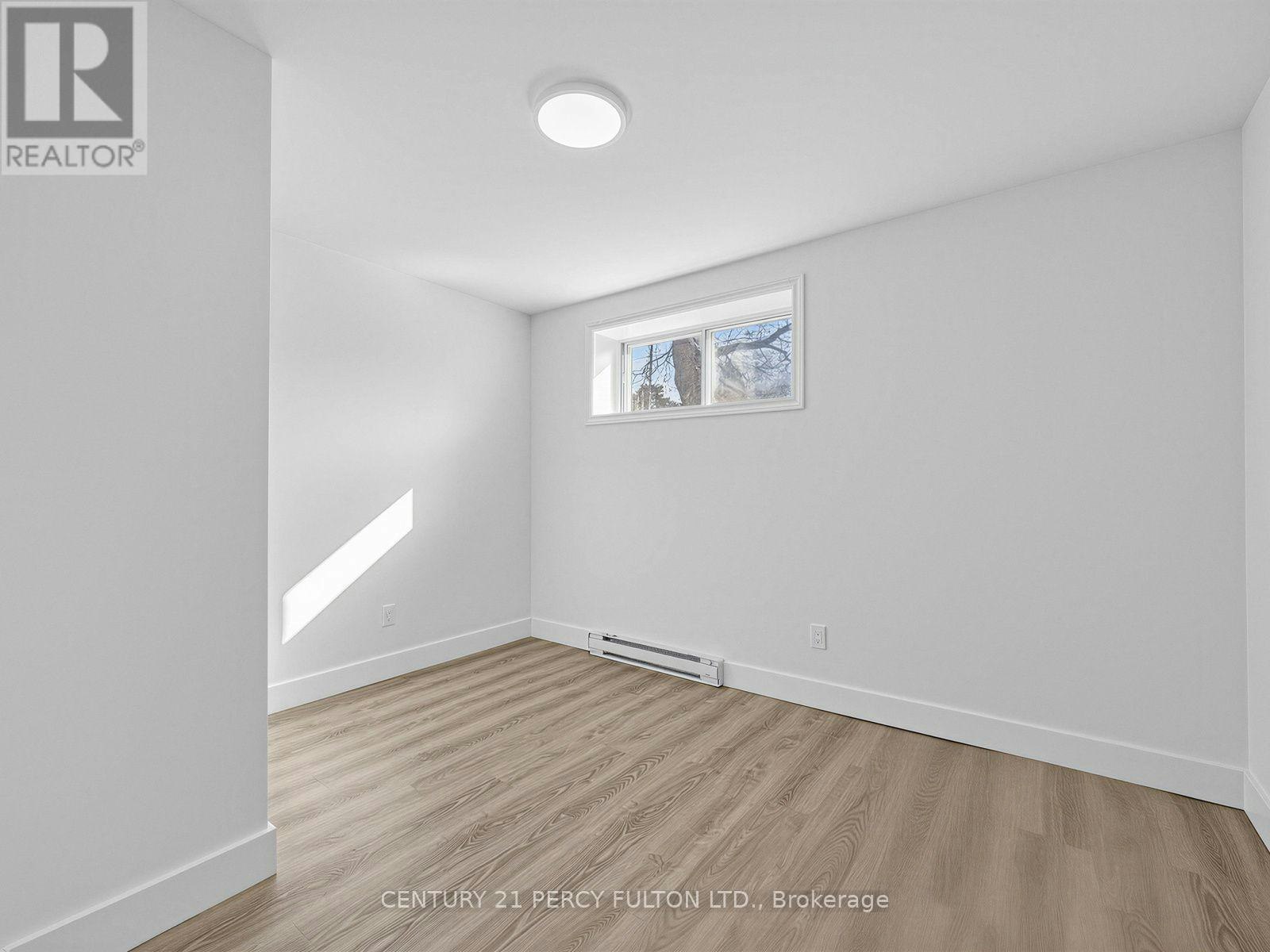 302-200 Garden Street, Whitby, ON, L1N 0L7 - 9