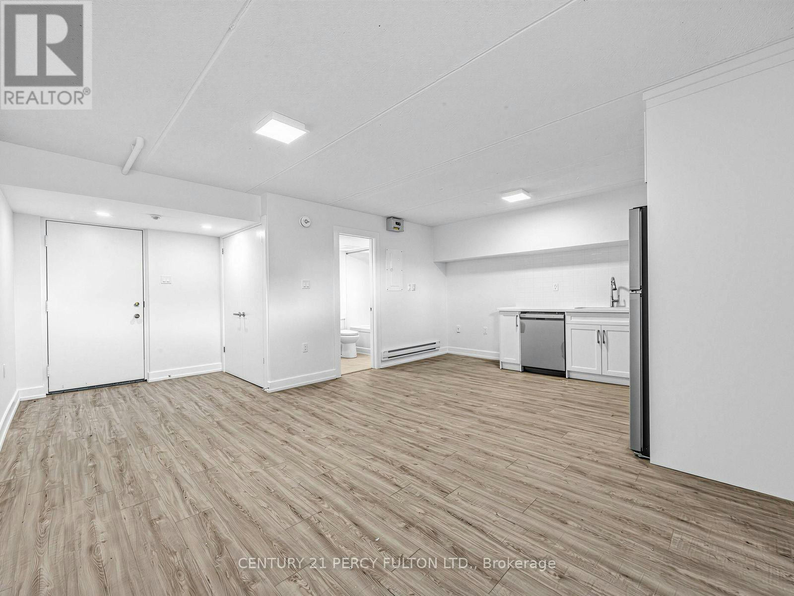 7-200 Garden Street, Whitby, ON, L1N 0L7 - 7
