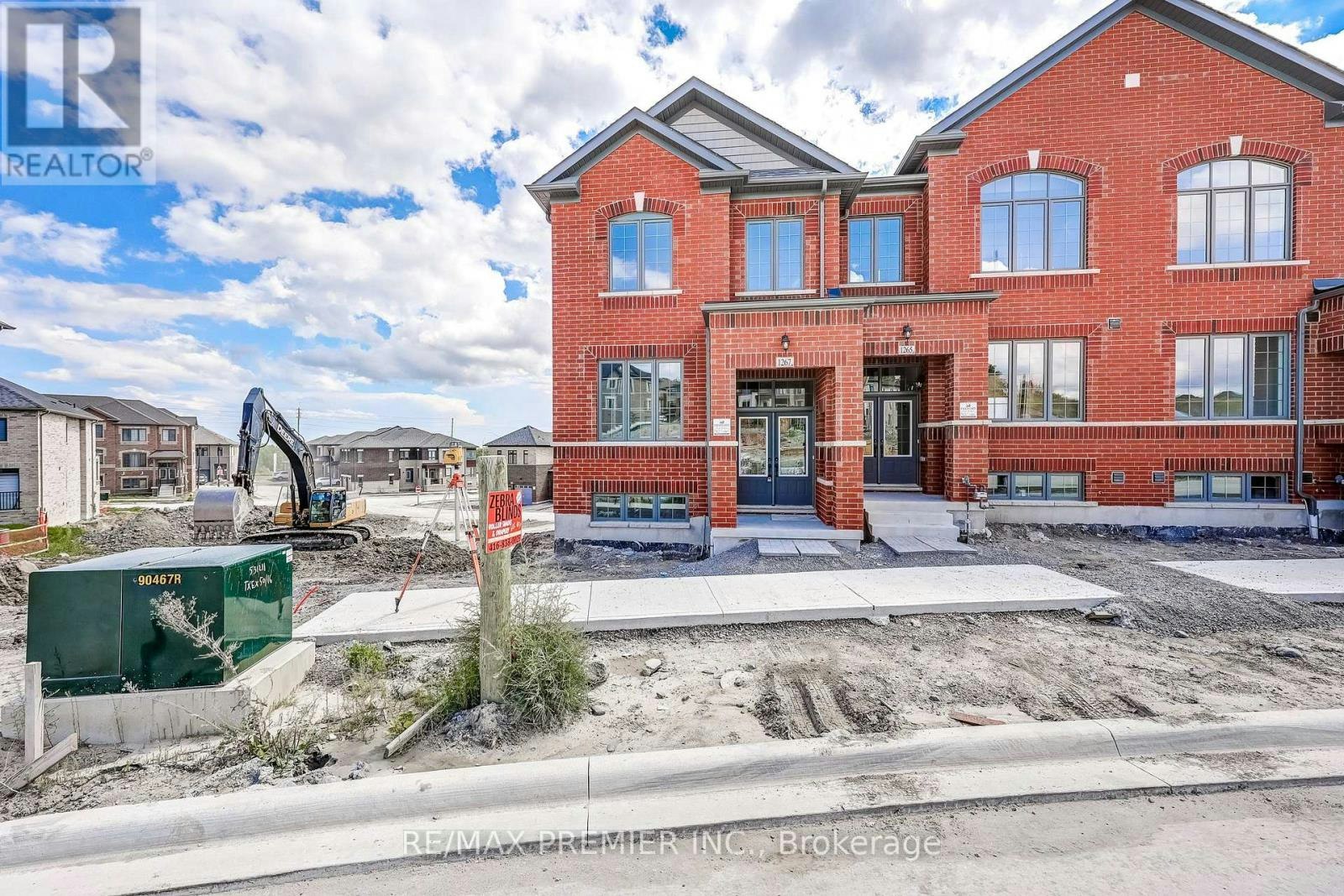 1267 Winding Woods Trail, Pickering, ON, L1X 0S3