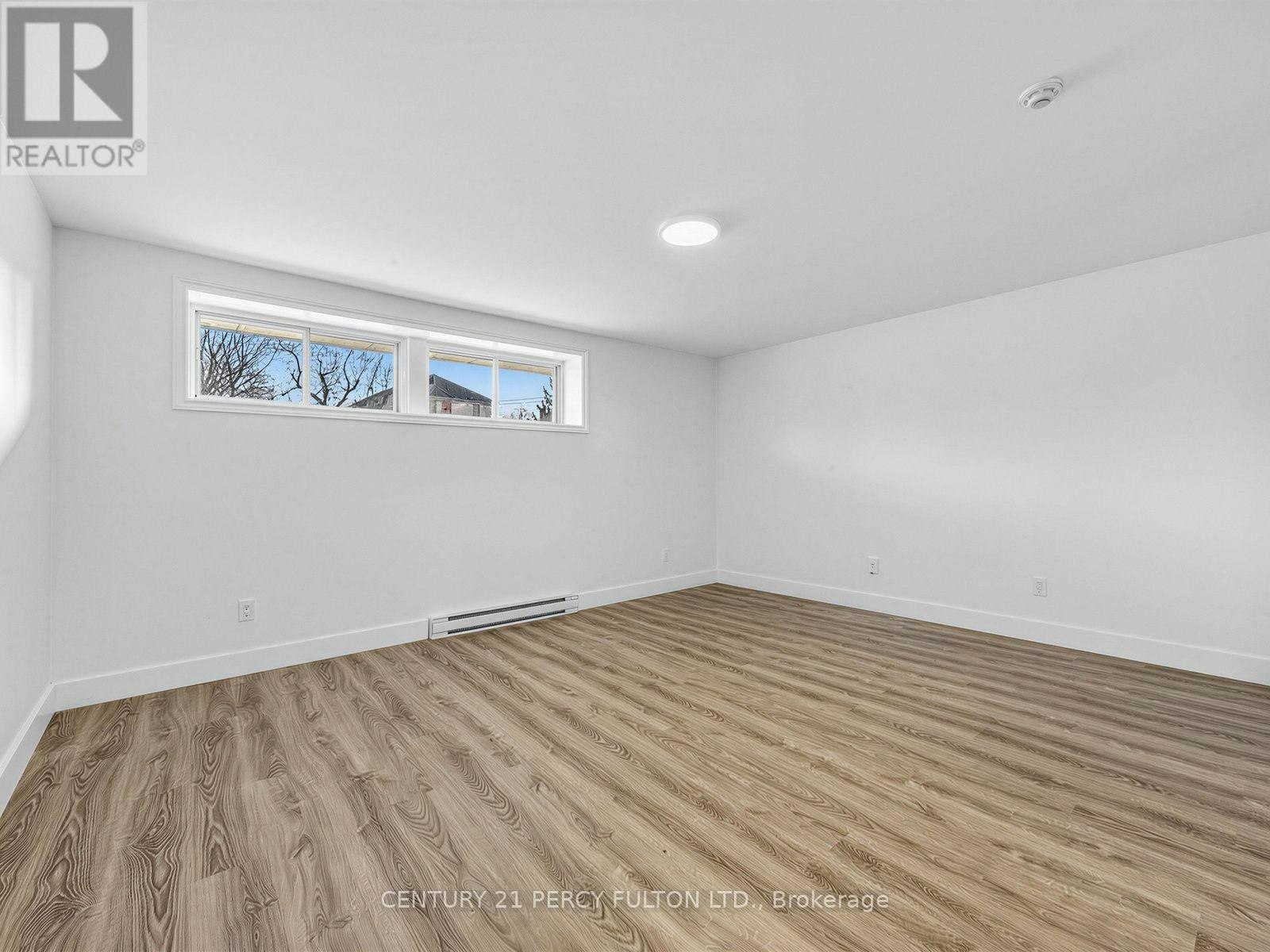 11-200 Garden Street, Whitby, ON, L1N 0L7 - 9
