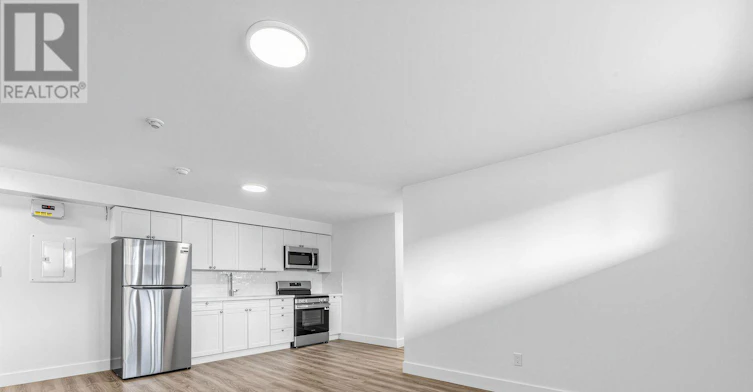 11-200 Garden Street, Whitby, ON, L1N 0L7 - 11