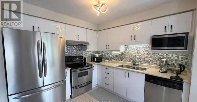 19 Bilbrough Street, Aurora, ON, L4G 7W3 - 12