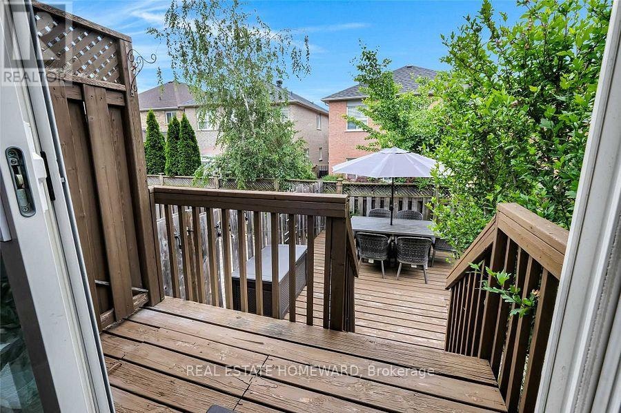 19 Bilbrough Street, Aurora, ON, L4G 7W3 - 15
