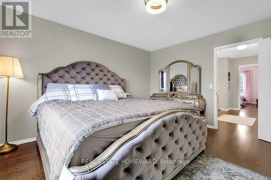 19 Bilbrough Street, Aurora, ON, L4G 7W3 - 28