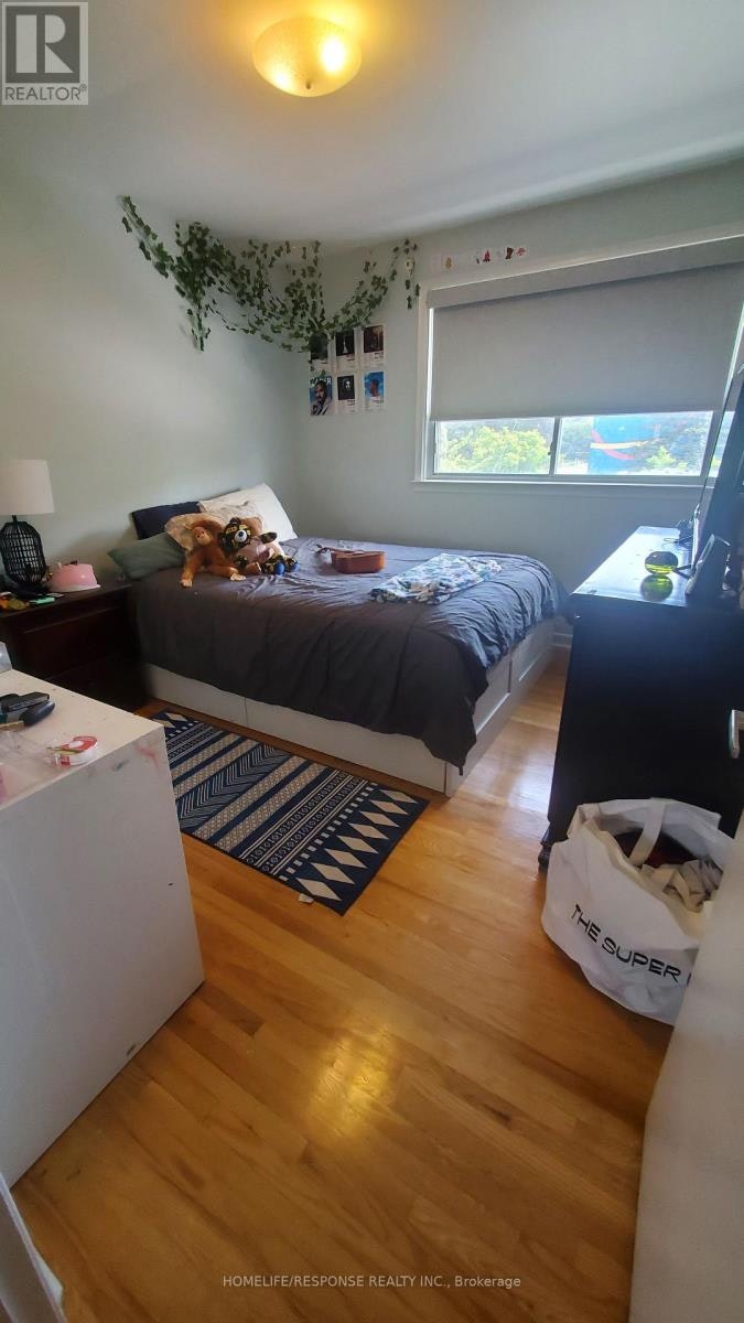 114 Ardwick Boulevard, Toronto, ON, M9M 1W2 - 7