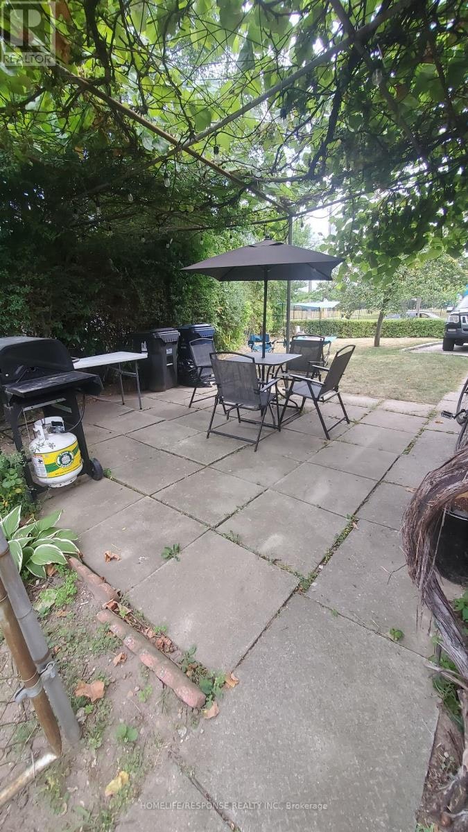 114 Ardwick Boulevard, Toronto, ON, M9M 1W2 - 16